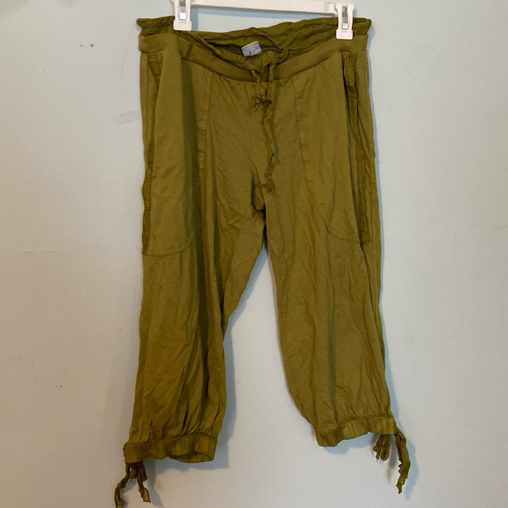 Deha green loose Capri pants
